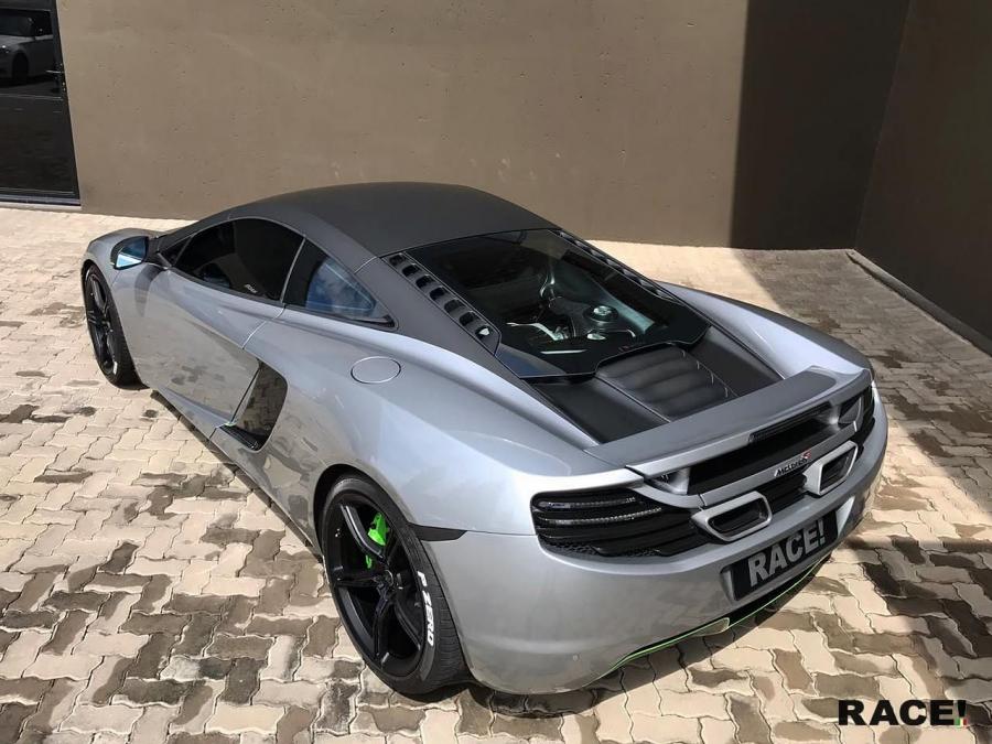  McLaren MP4-12C by AWE Tuning and RACE! 2017 года  (фото 2 из 5)